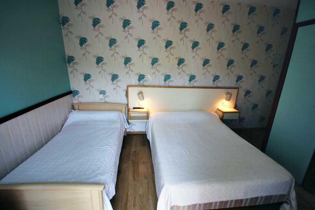 Les Messageries Hotel Saint-Flour  Bilik gambar