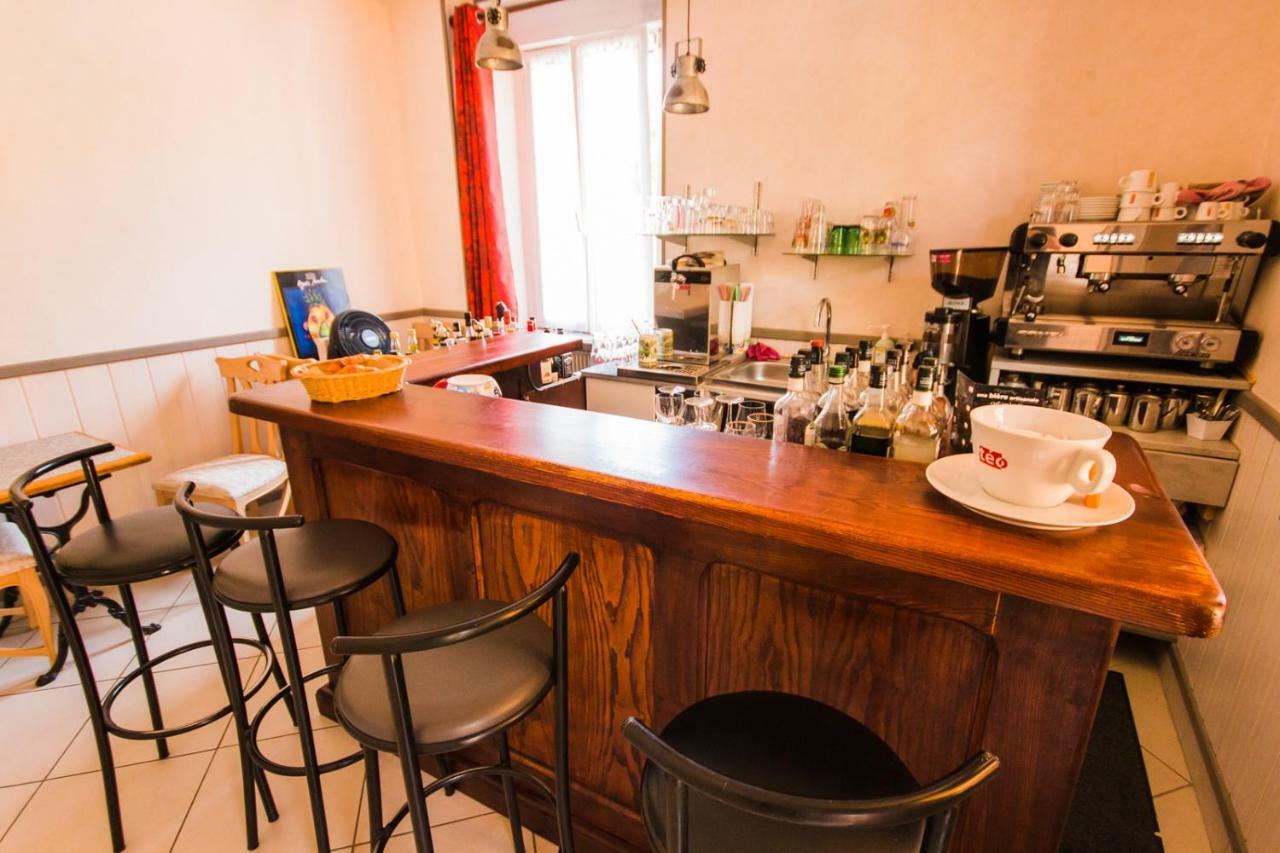 Les Messageries Hotel Saint-Flour  Luaran gambar