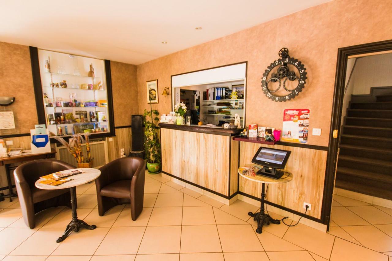 Les Messageries Hotel Saint-Flour  Luaran gambar